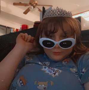 Meet your Posher, Annie